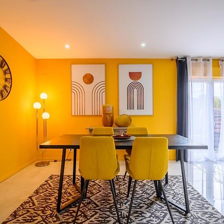 Le Charles Apartment Montbeliard Bagian luar foto